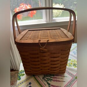 Small Longaberger picnic basket